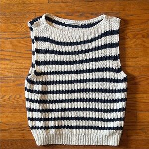 Abercrombie & Fitch Navy and Cream Striped Knit Vest